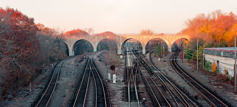 Illustration for article titled Beautiful Lonely Railroads Winding Through America's Landscape